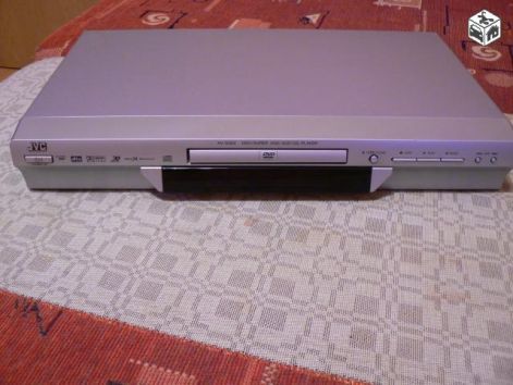 jvc_xvs-302_dvd.jpg